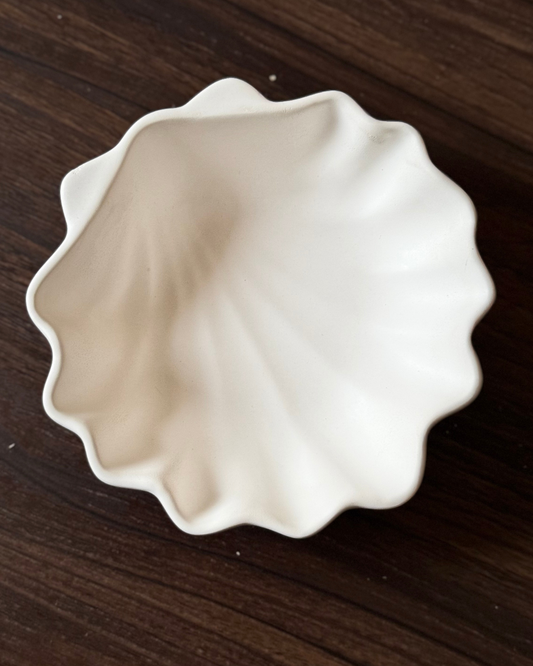 Aura Shell Bowl